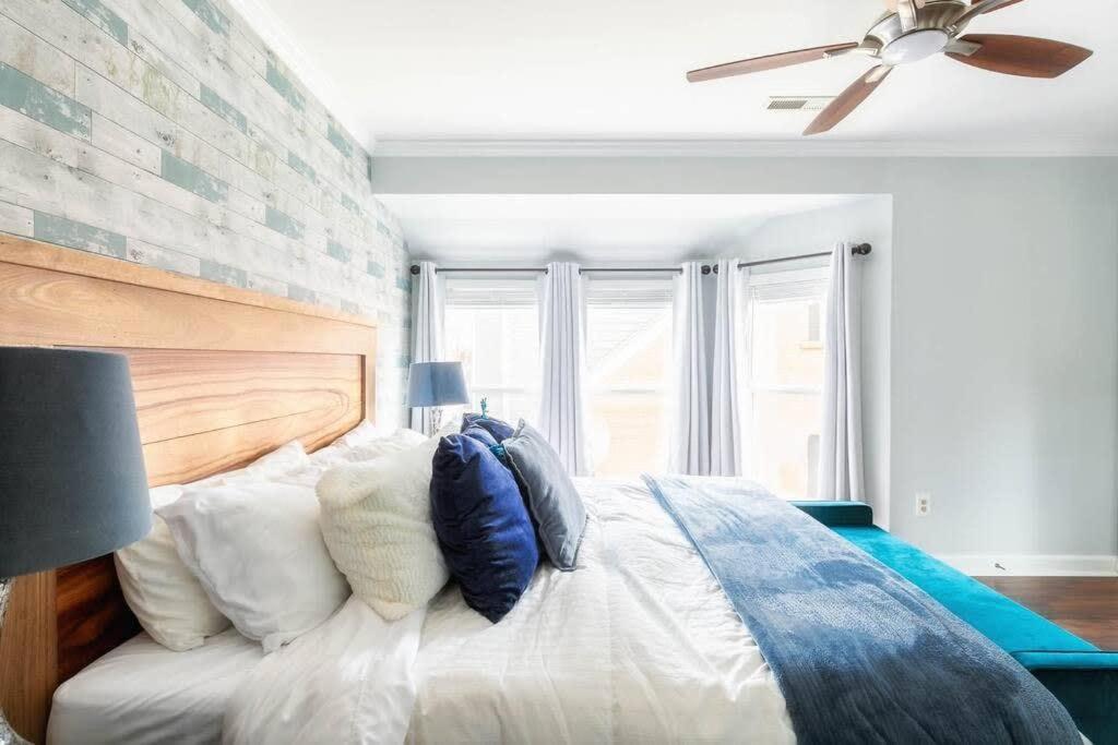 Walk To Broadway Charming Modern Historic Townhome Nashville Eksteriør billede