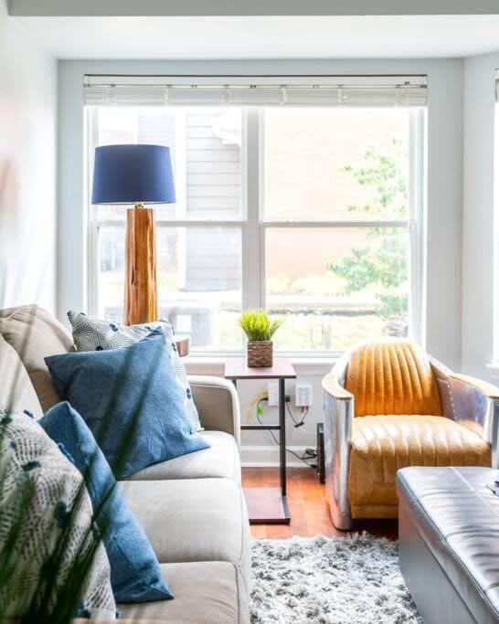 Walk To Broadway Charming Modern Historic Townhome Nashville Eksteriør billede