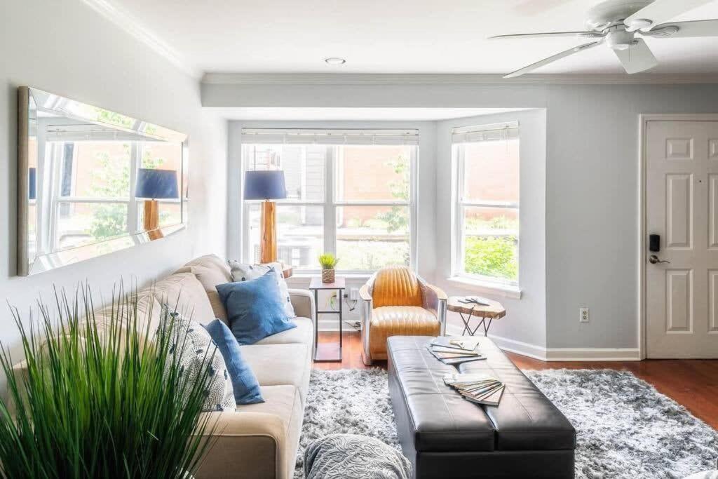 Walk To Broadway Charming Modern Historic Townhome Nashville Eksteriør billede