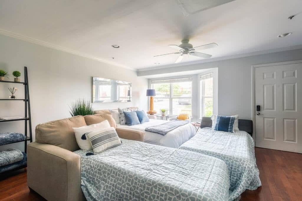 Walk To Broadway Charming Modern Historic Townhome Nashville Eksteriør billede